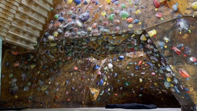 京都府のクライミング施設「Ruka ra Ghaam（ルカ・ラ・ガーム）」